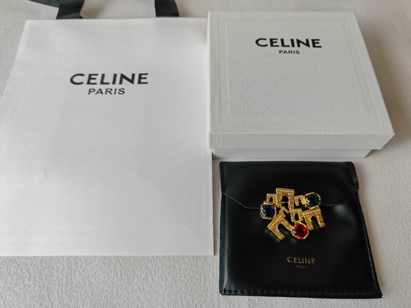 Celine Brooch 05lyr05 (1)