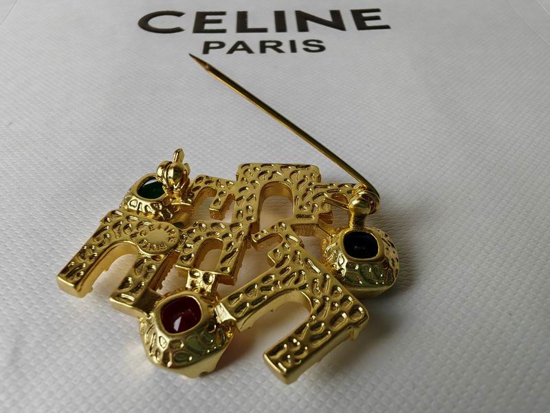 Celine Brooch 05lyr05 (5)