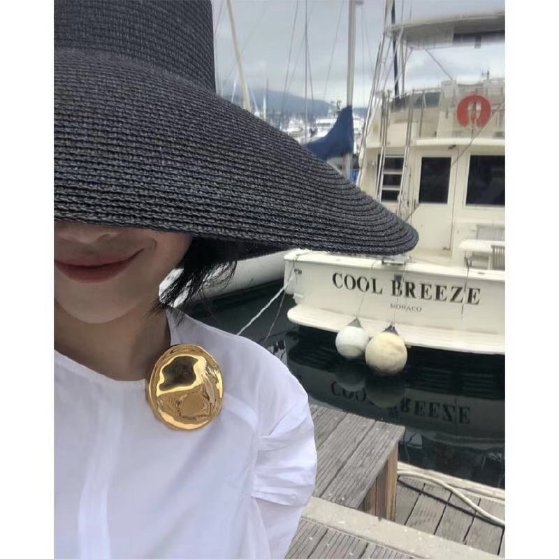 Celine Brooch 05lyr06 (5)