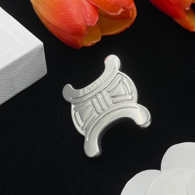 Celine Brooch 06lyr08 (2)