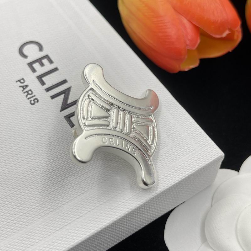 Celine Brooch 06lyr08 (3)