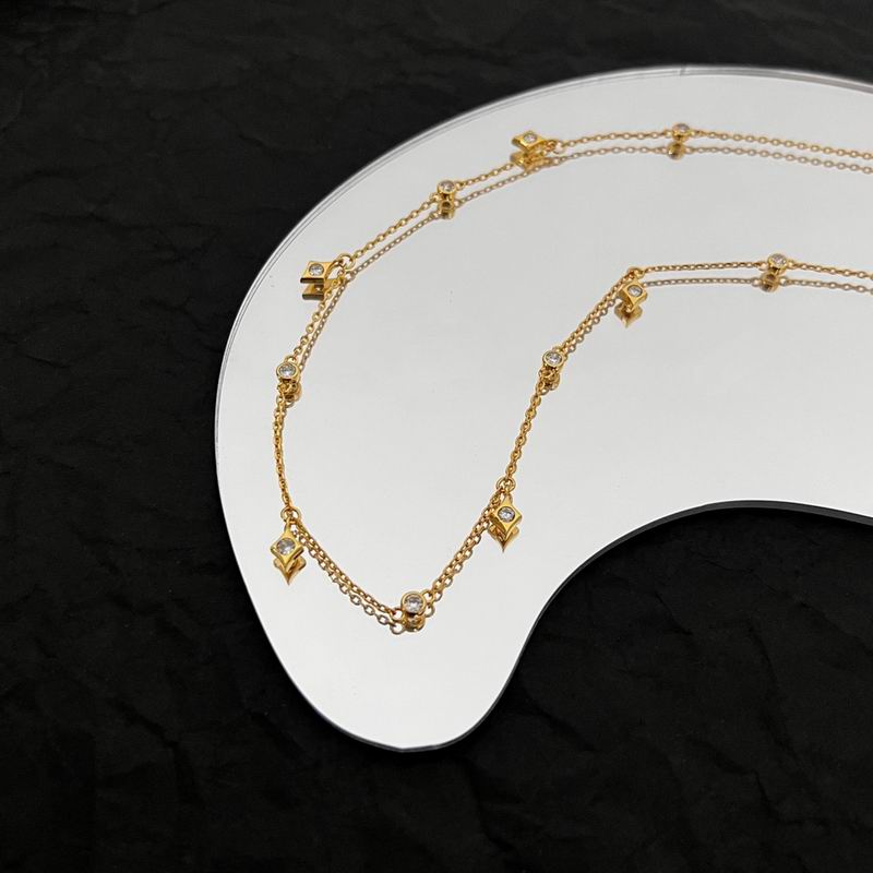 Celine Necklace 05lyr102 (4)