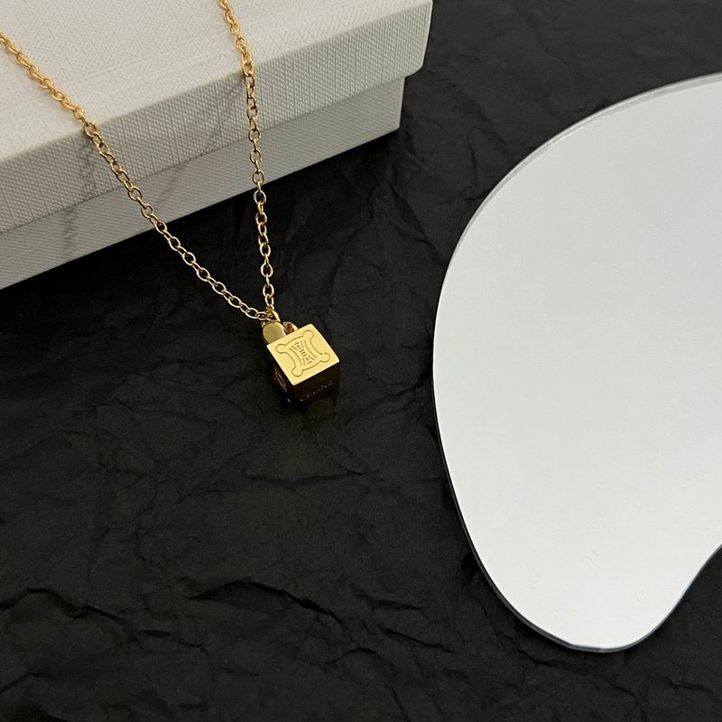 Celine Necklace 05lyr105 (3)