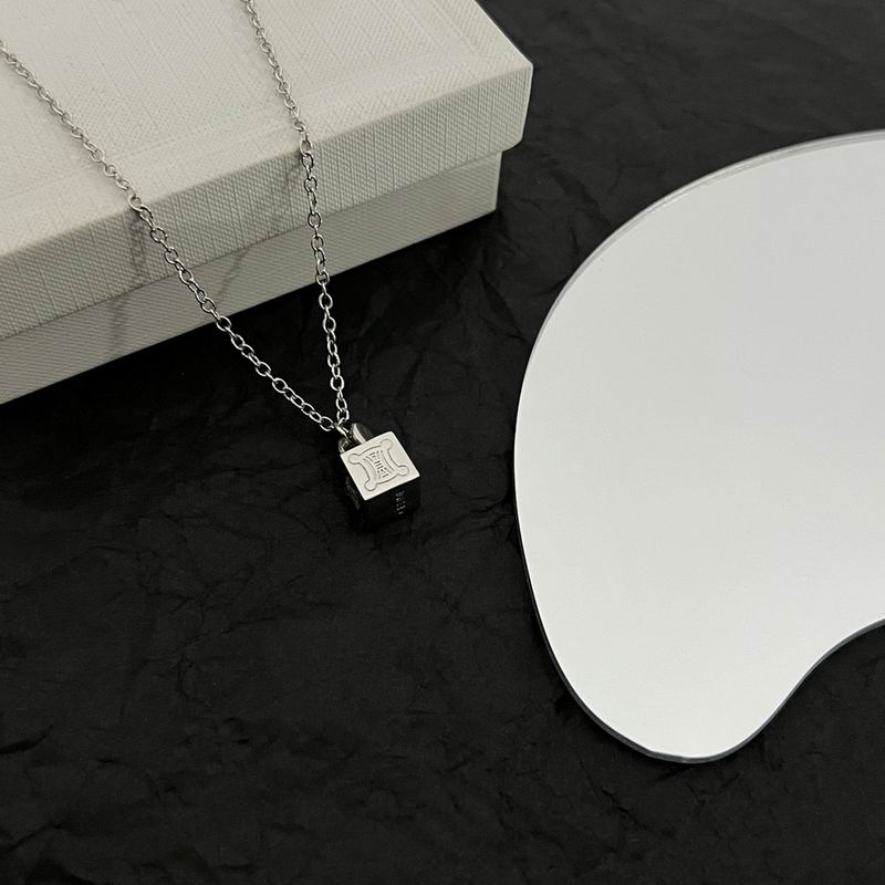 Celine Necklace 05lyr106 (4)