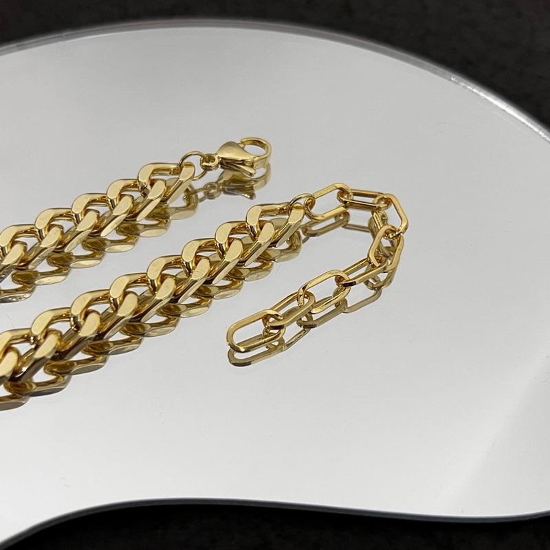 Celine Necklace 05lyr108 (6)