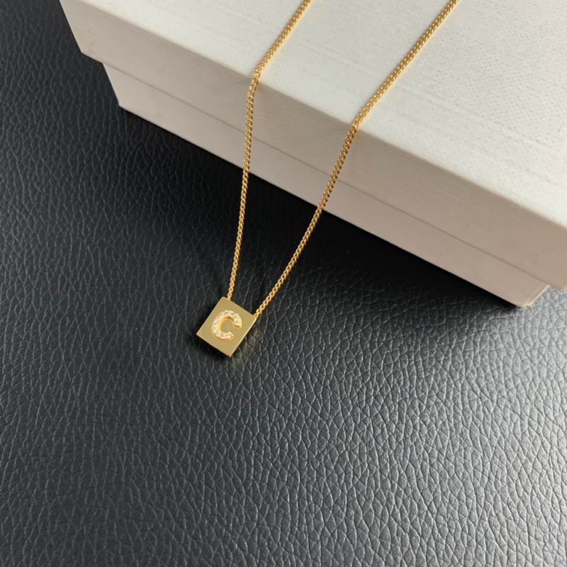 Celine Necklace 05lyr114 (3)