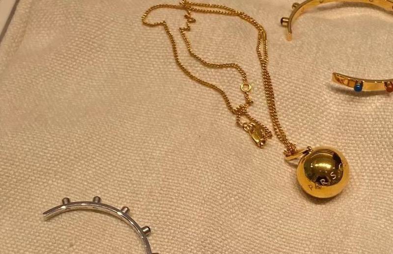 Celine Necklace 05lyr127 (2)