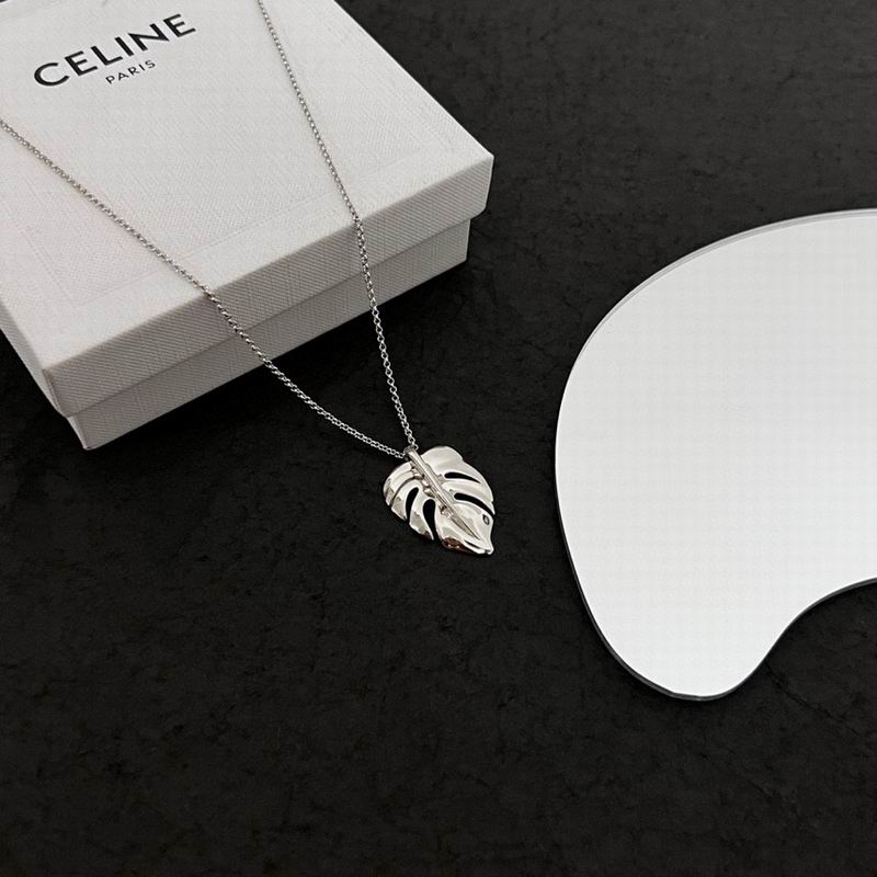 Celine Necklace 05lyr77 (2)