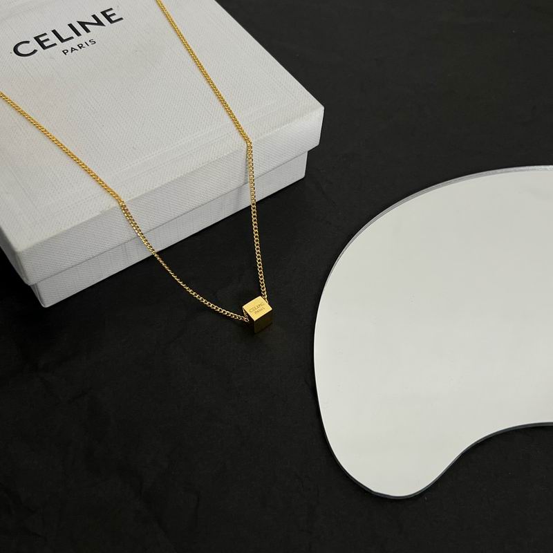 Celine Necklace 05lyr84 (1)