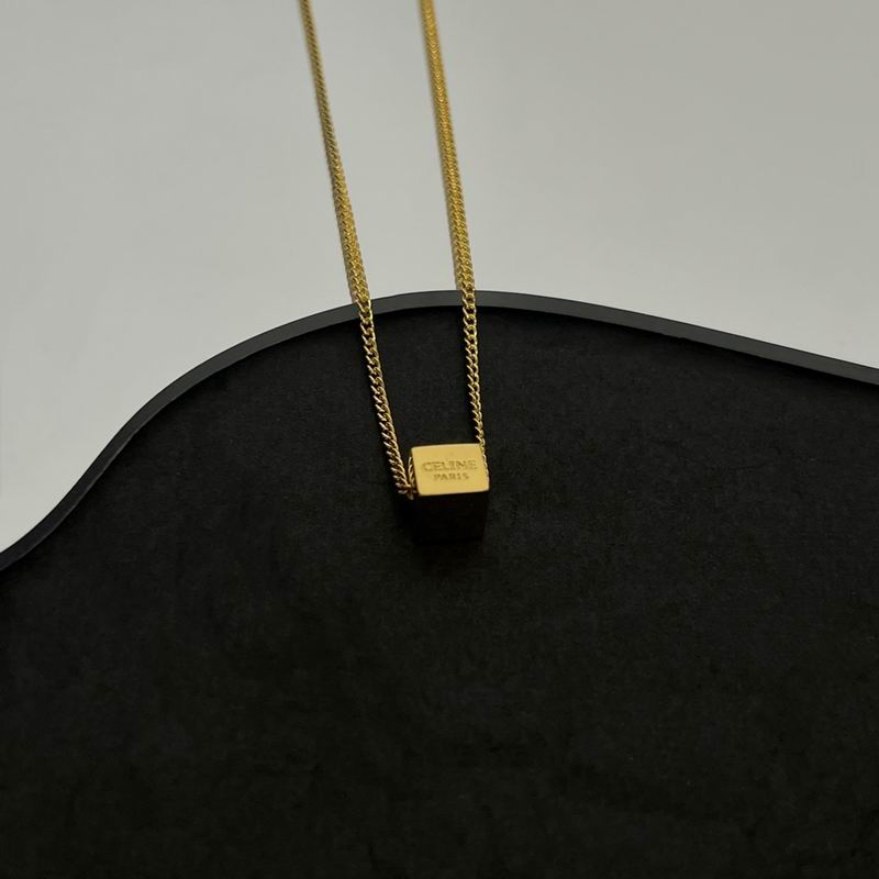 Celine Necklace 05lyr84 (5)