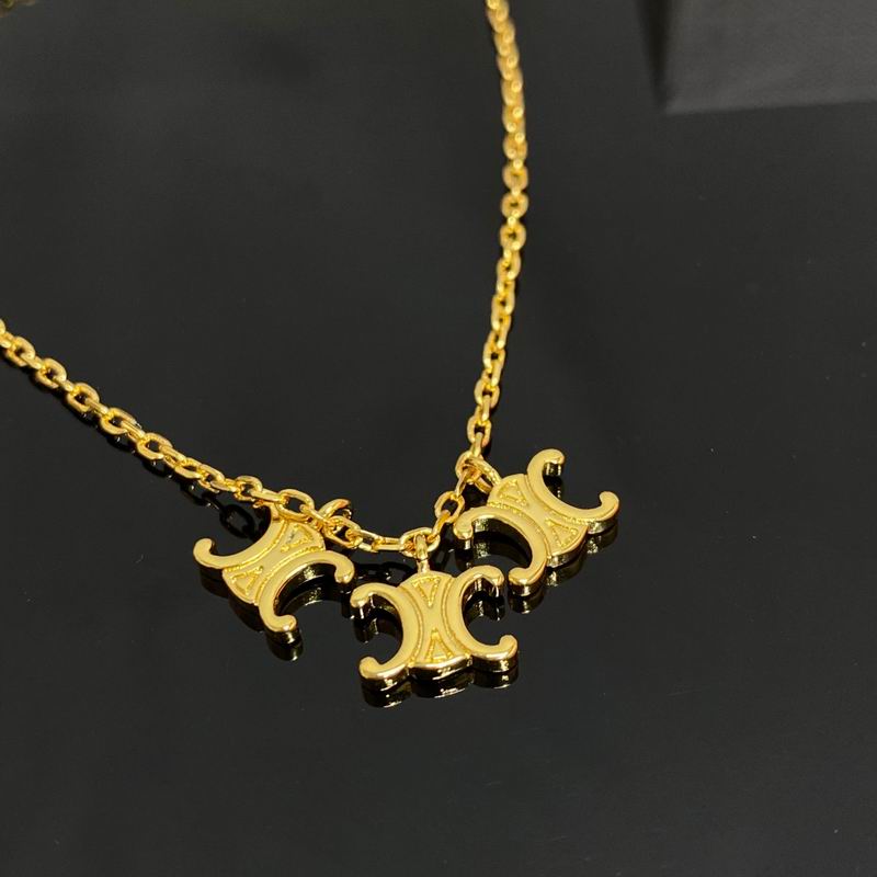 Celine Necklace 05lyr85 (3)