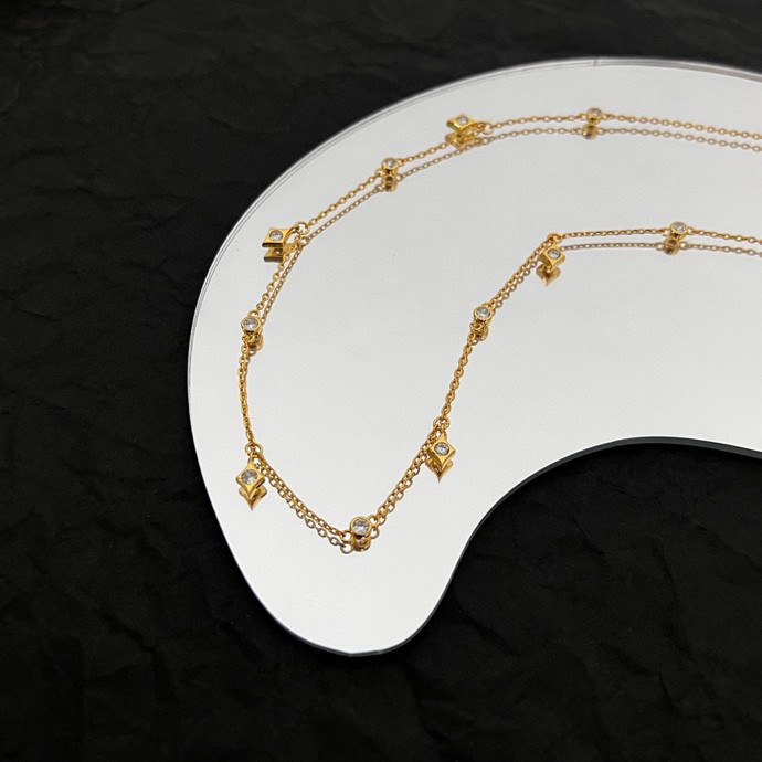 Celine Necklace 05lyr90 (4)