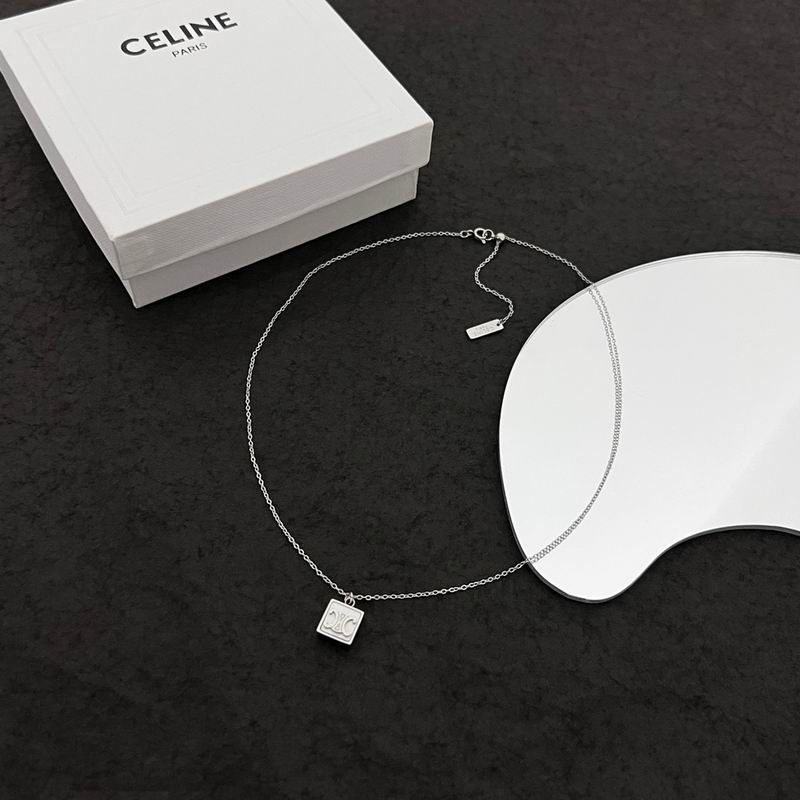 Celine Necklace 05lyr95 (2)