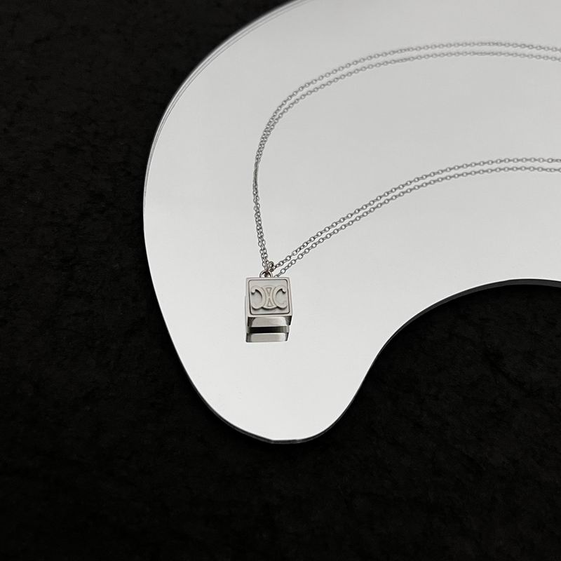 Celine Necklace 05lyr95 (5)