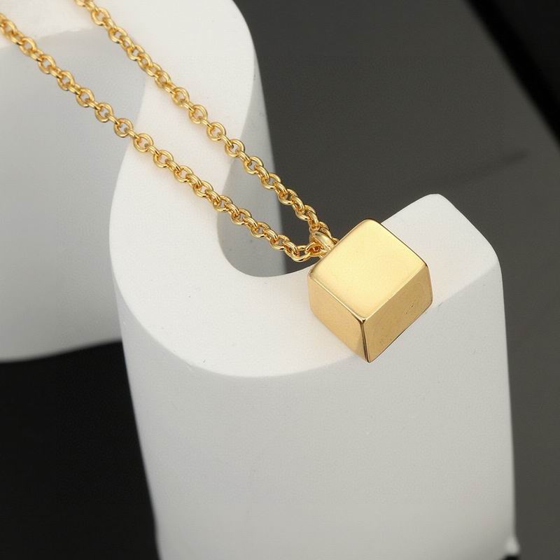 Celine Necklace 06lyr178 (7)