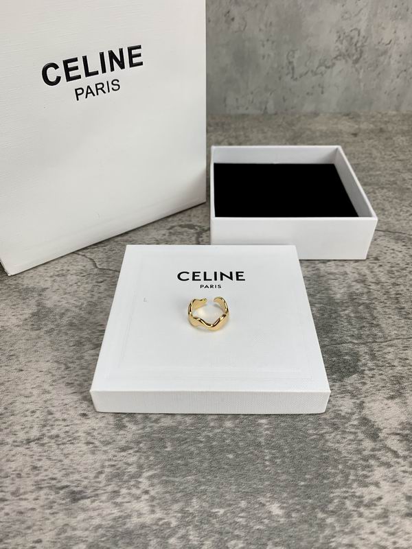 Celine Ring 05lyr22 (1)