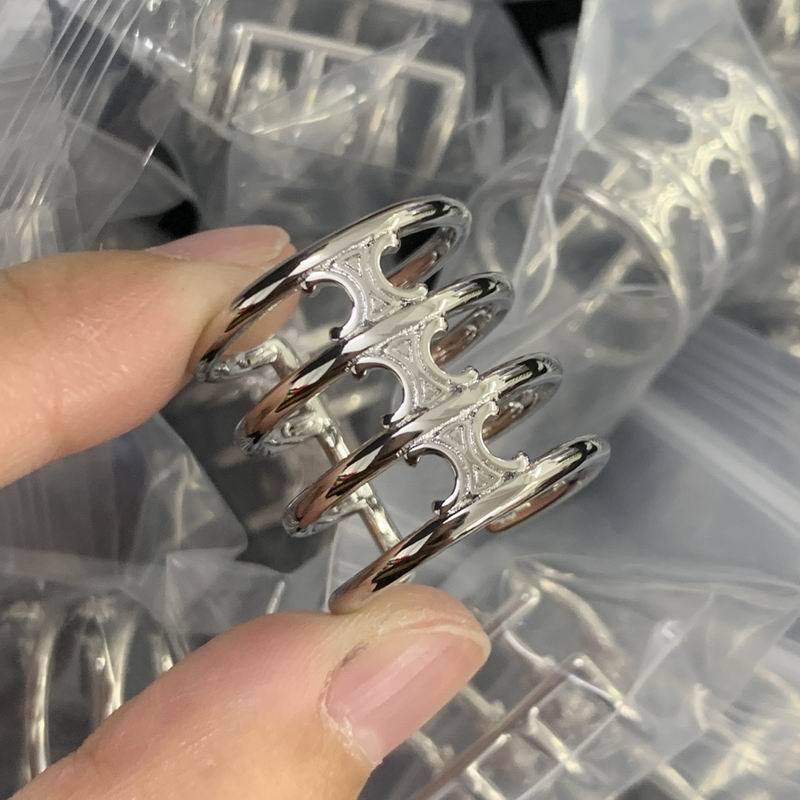 Celine Ring 06lyr24 (1)