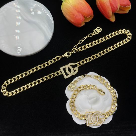 DG suits 05lyh02  (1)