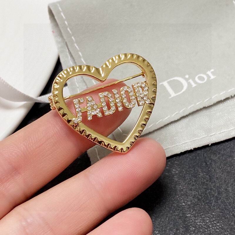 Dior Brooch 04lyr36 (5)