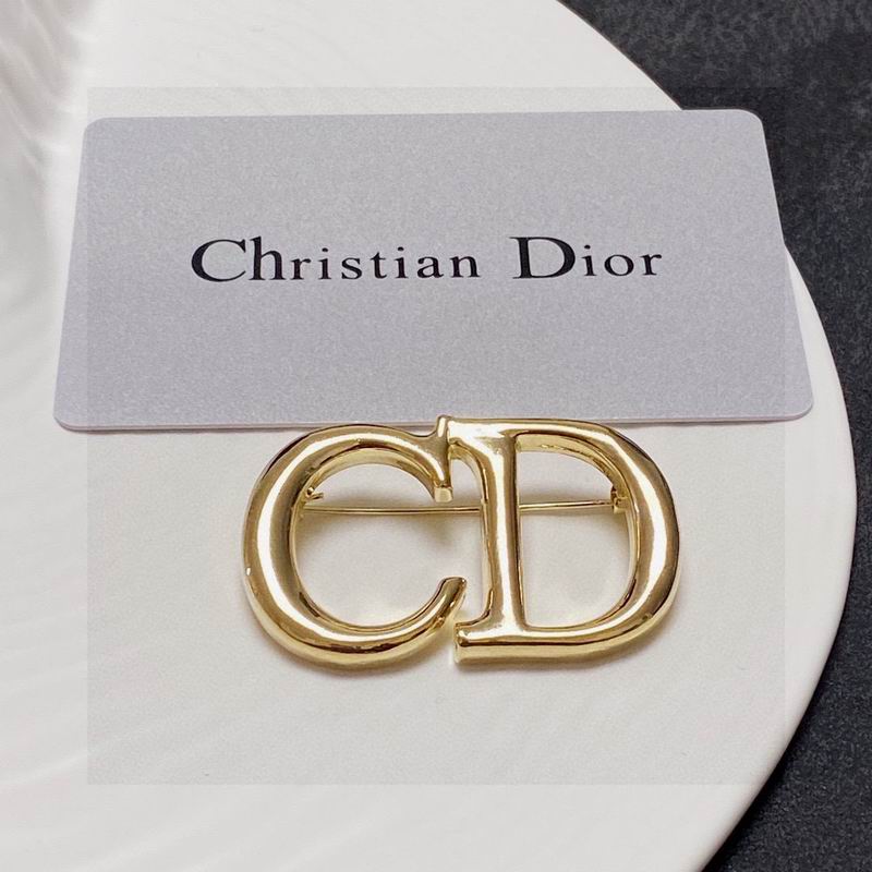 Dior Brooch 04lyr37 (1)