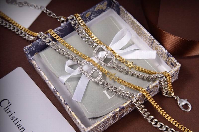 Dior Suits 04lyr43 (5)