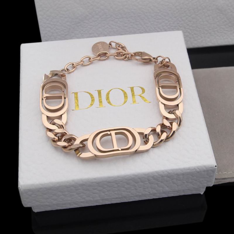 Dior Suits 04lyr45 (2)