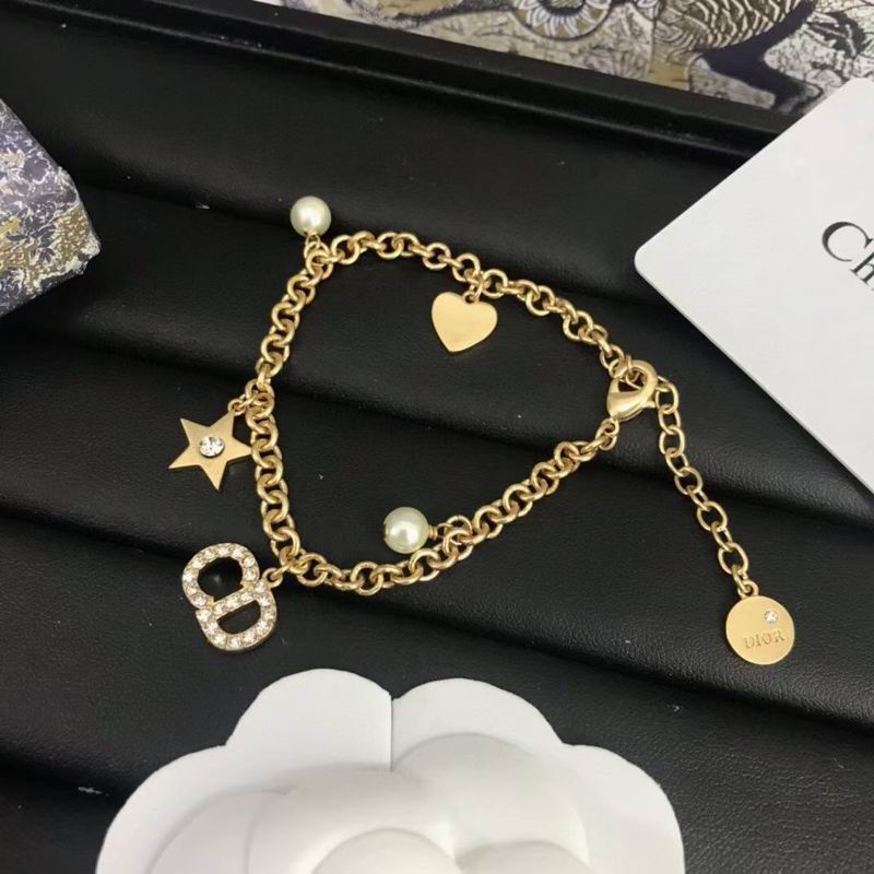 Dior Suits 04lyr47 (4)