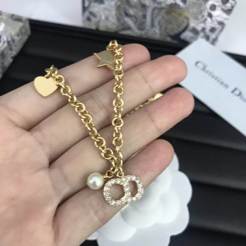 Dior Suits 04lyr47 (6)