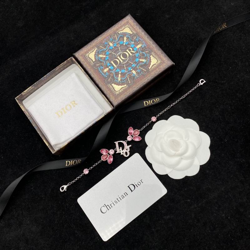 Dior Suits 04lyr51 (4)