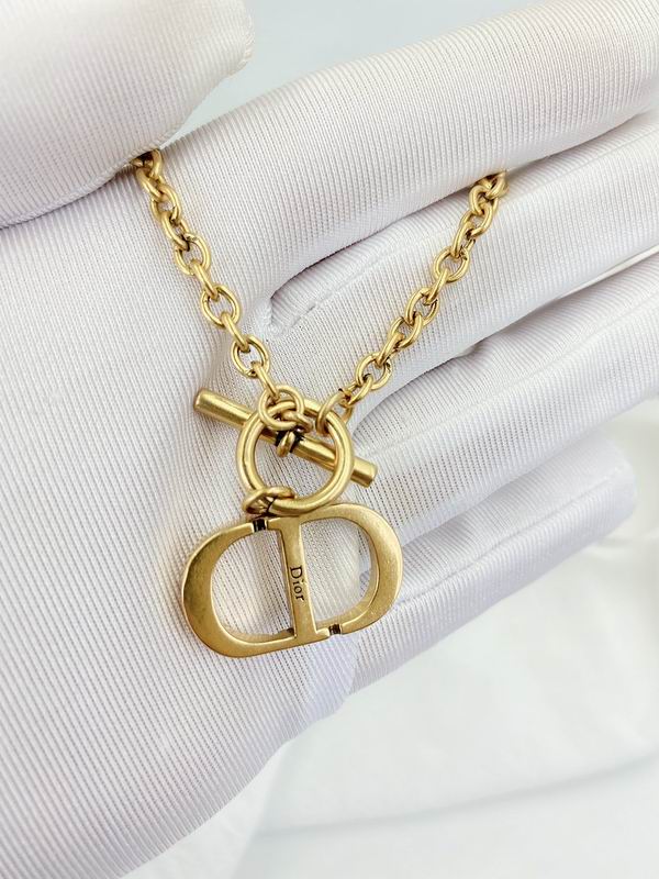 Dior Suits 04lyr56 (6)