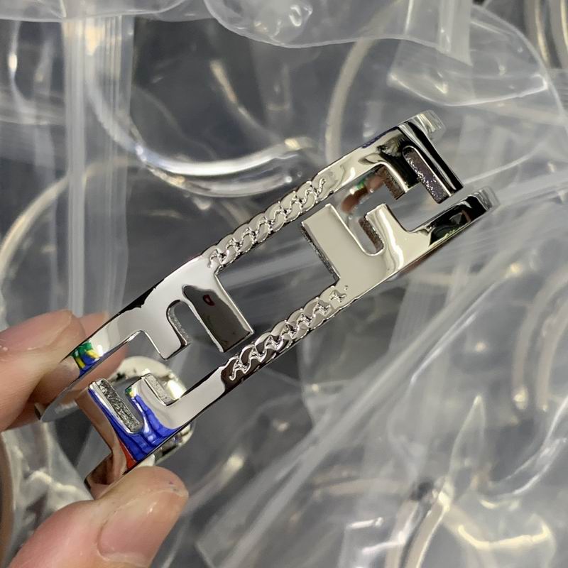 Fendi bracelet 03lyx37 (2)