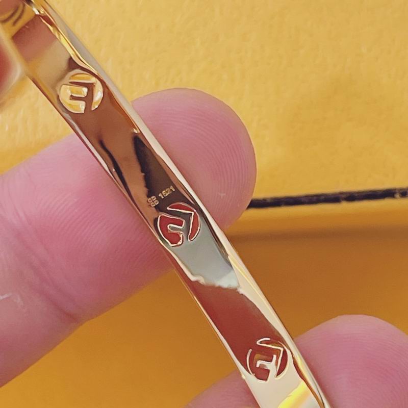 Fendi bracelet 03lyx39 (4)