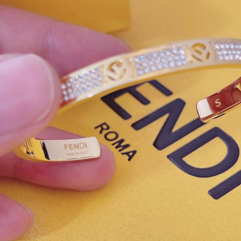 Fendi bracelet 03lyx39 (6)