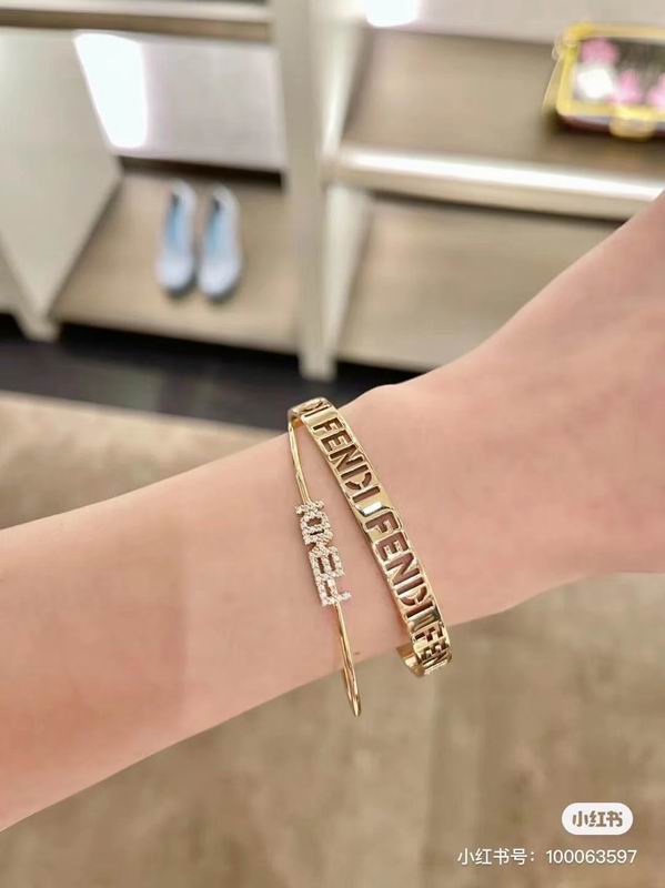 Fendi bracelet 04lyx43 (2)