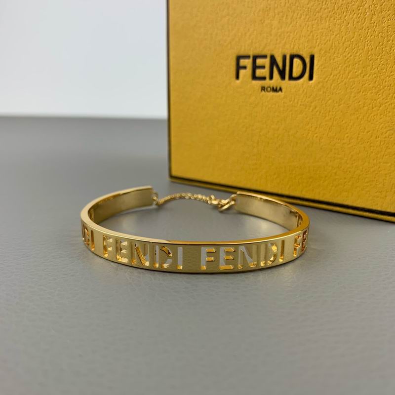 Fendi bracelet 04lyx43 (3)