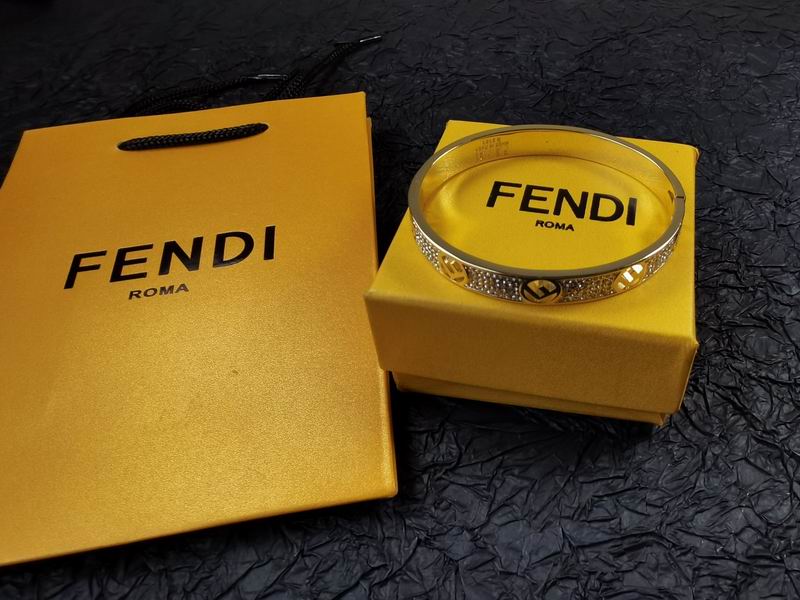 Fendi bracelet 04lyx54 (3)