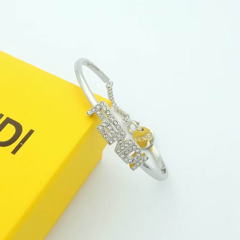 Fendi bracelet 04lyx57 (6)