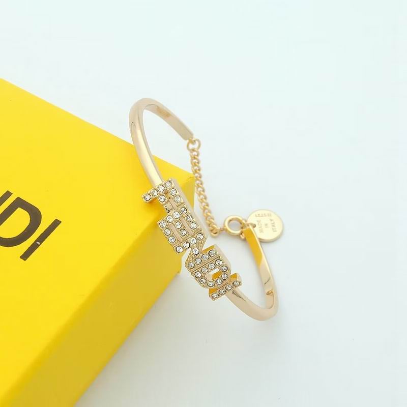 Fendi bracelet 04lyx57 (7)
