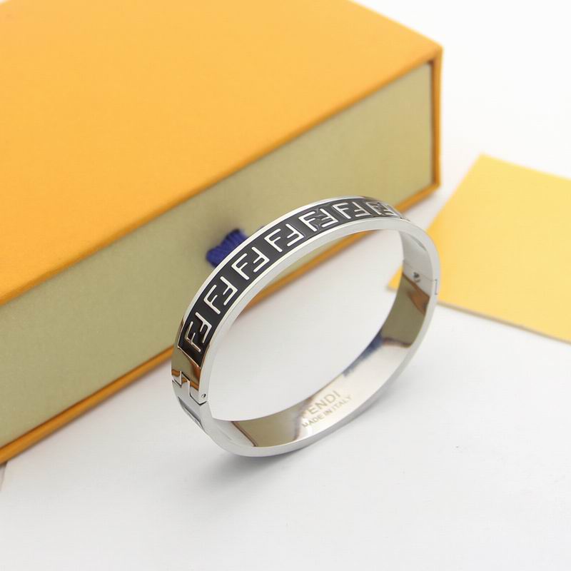 Fendi bracelet 04lyx60 (9)