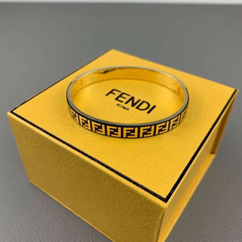 Fendi bracelet 04lyx70 (4)