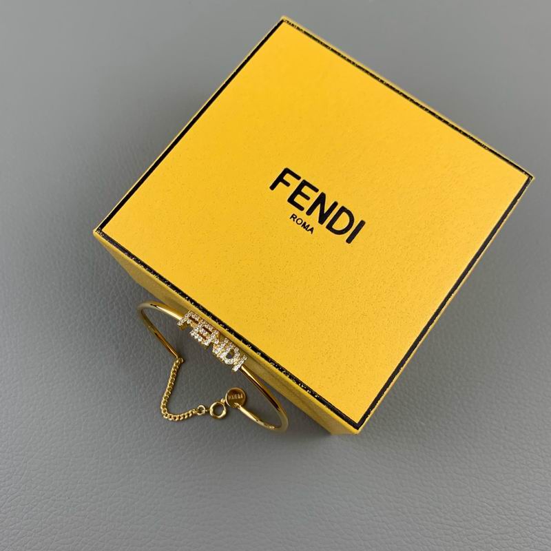 Fendi bracelet 05lyx74 (2)