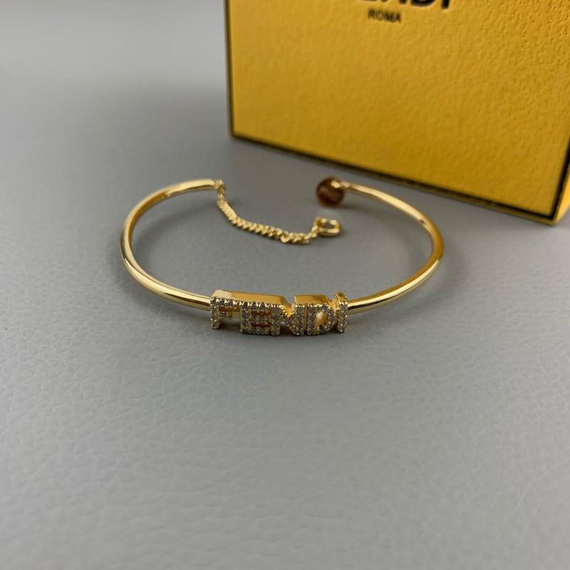 Fendi bracelet 05lyx74 (6)