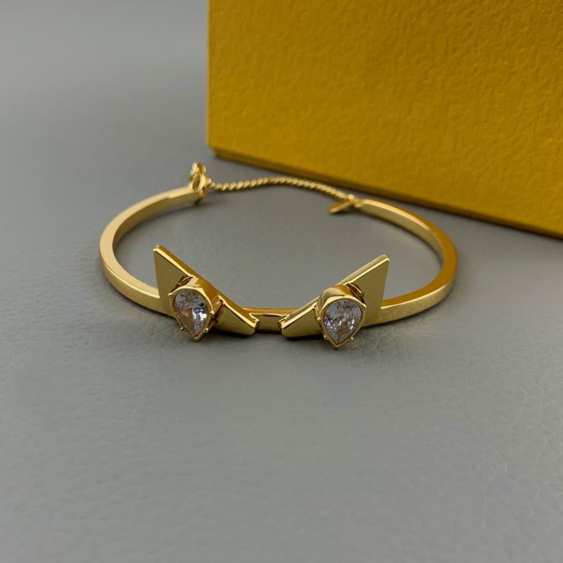 Fendi bracelet 05lyx75 (5)