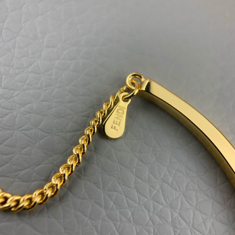 Fendi bracelet 05lyx75 (6)