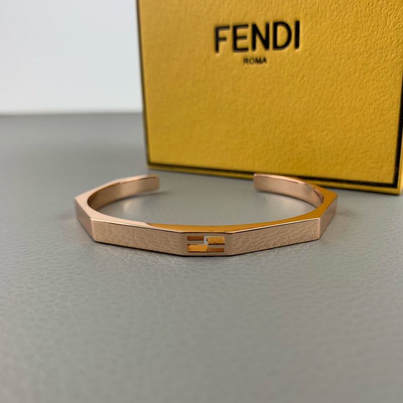 Fendi bracelet 05lyx76 (14)