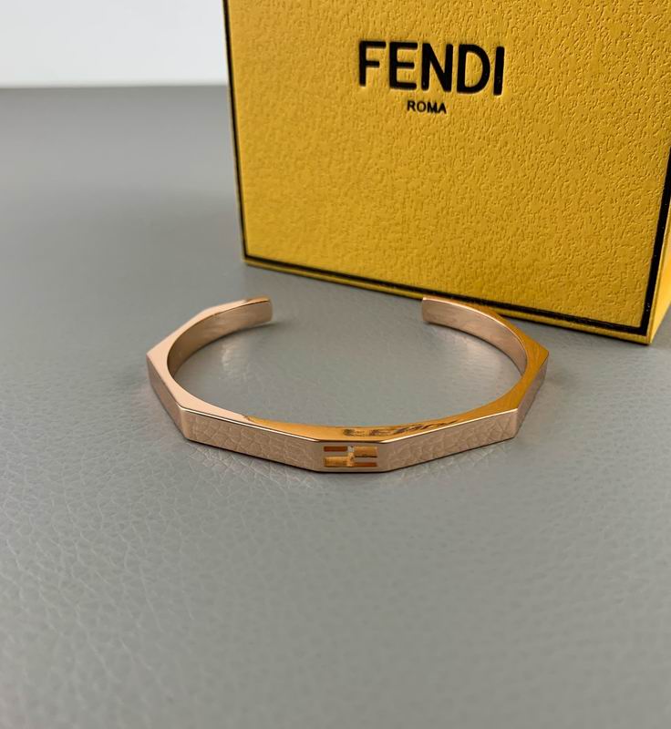 Fendi bracelet 05lyx76 (15)