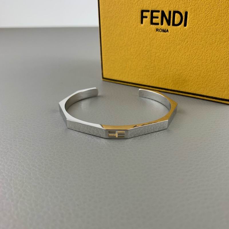 Fendi bracelet 05lyx76 (6)