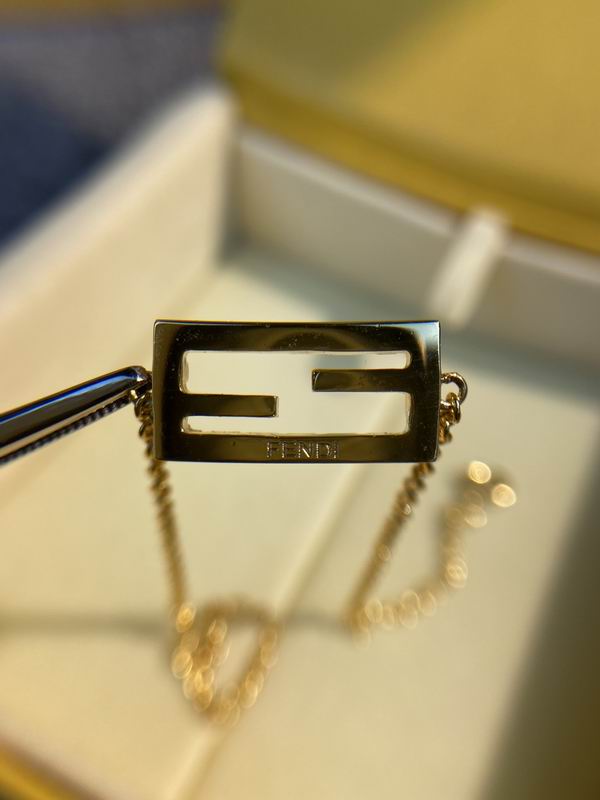 Fendi bracelet 05lyx79 (3)
