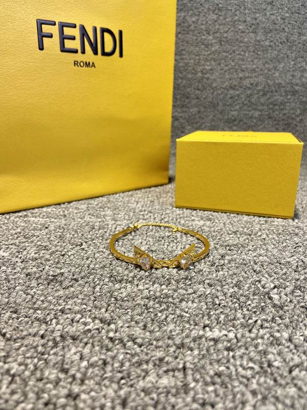 Fendi bracelet 05lyx80 (2)
