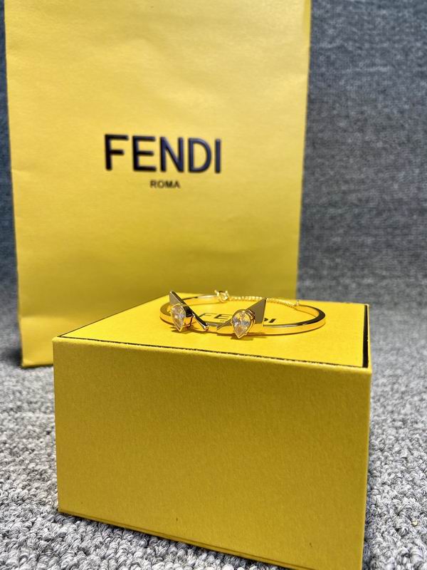 Fendi bracelet 05lyx80 (3)